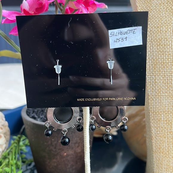 Park Lane Jewelry Retro Black Silhouette Park Lane Earrings Poshmark